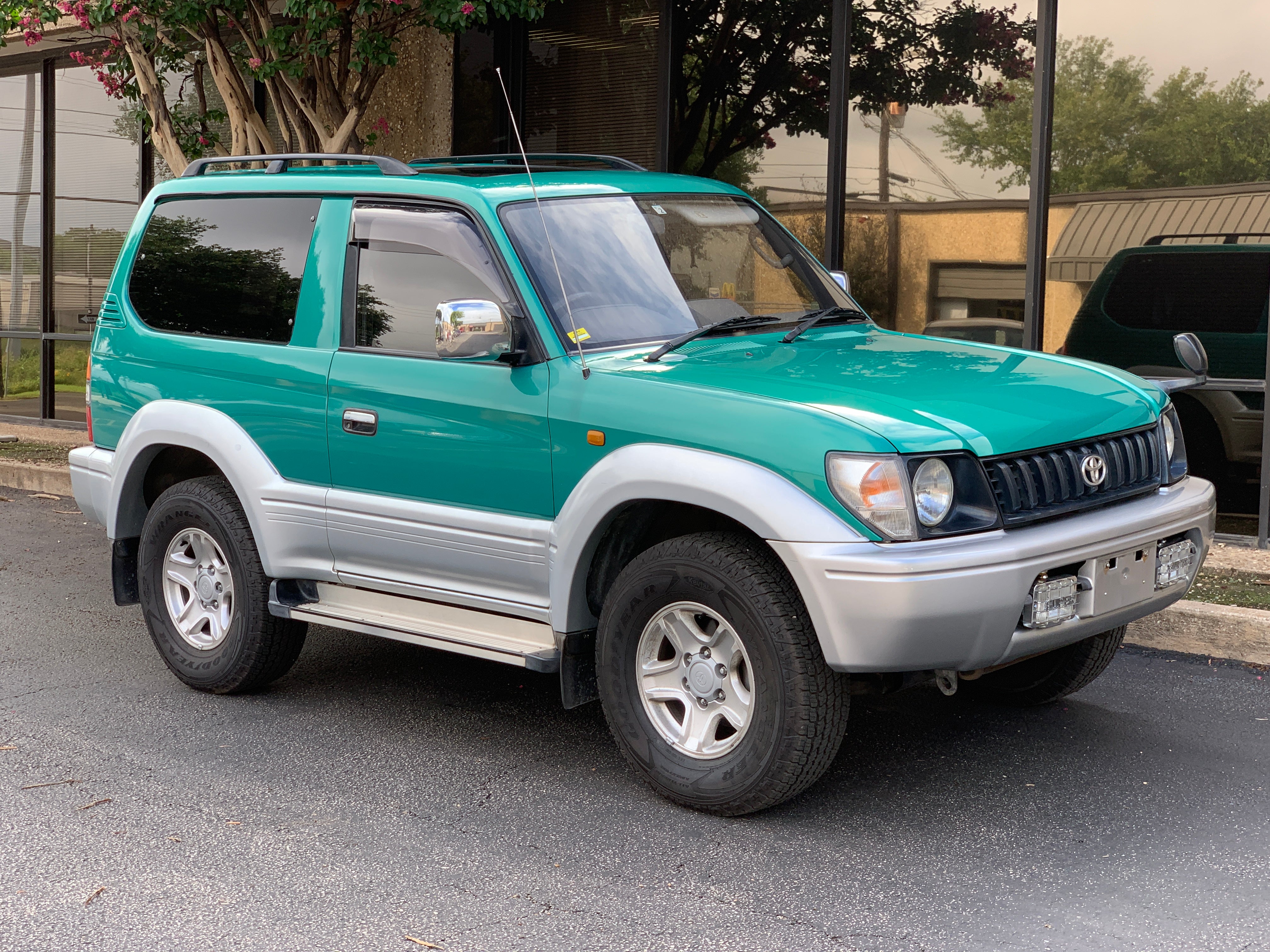 Land Cruiser Prado 2dr 4x4 AWD Toyota JDM