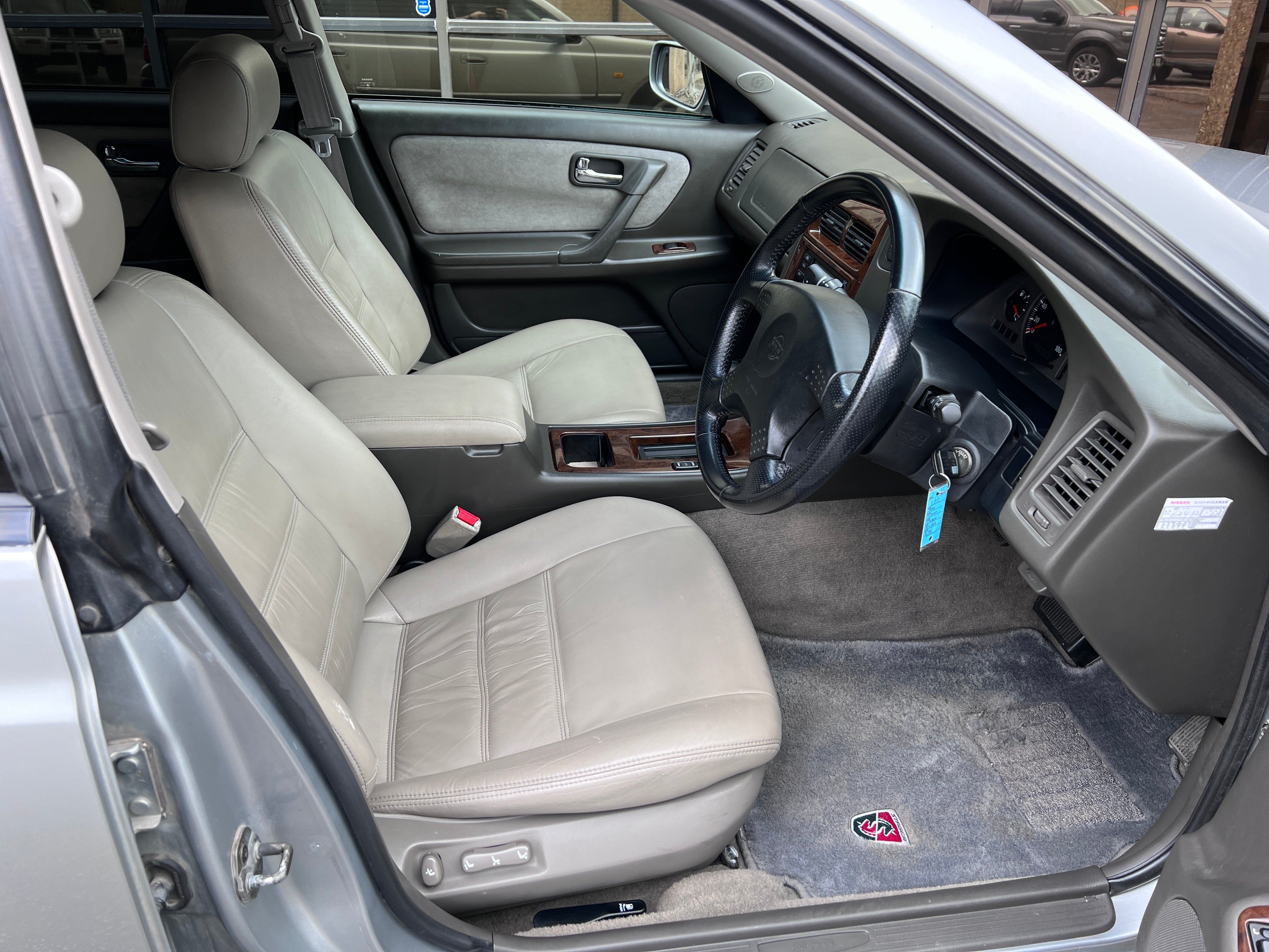 Nissan Stagea 25X