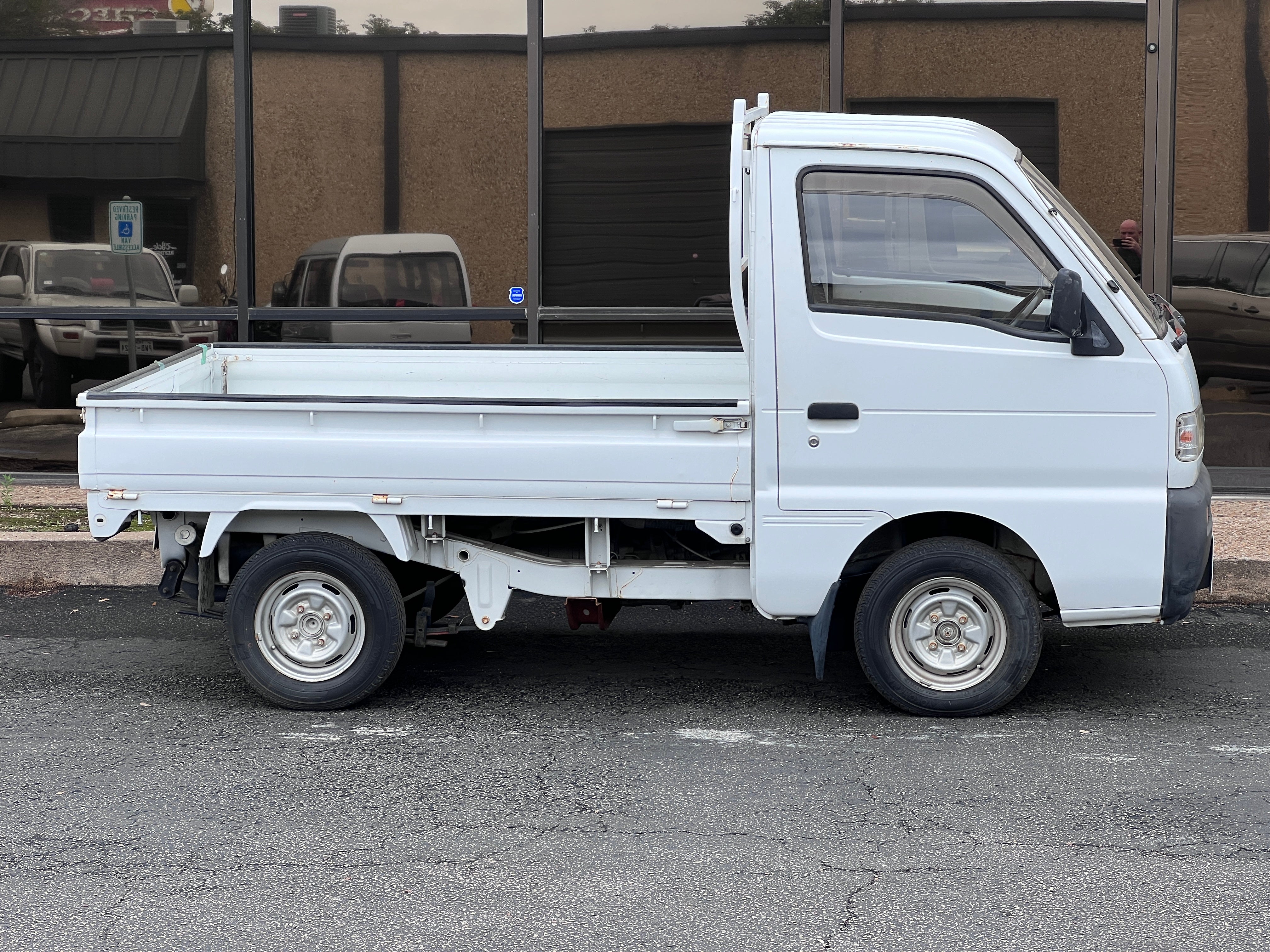 Suzuki Carry 4x4 with Diff Lock