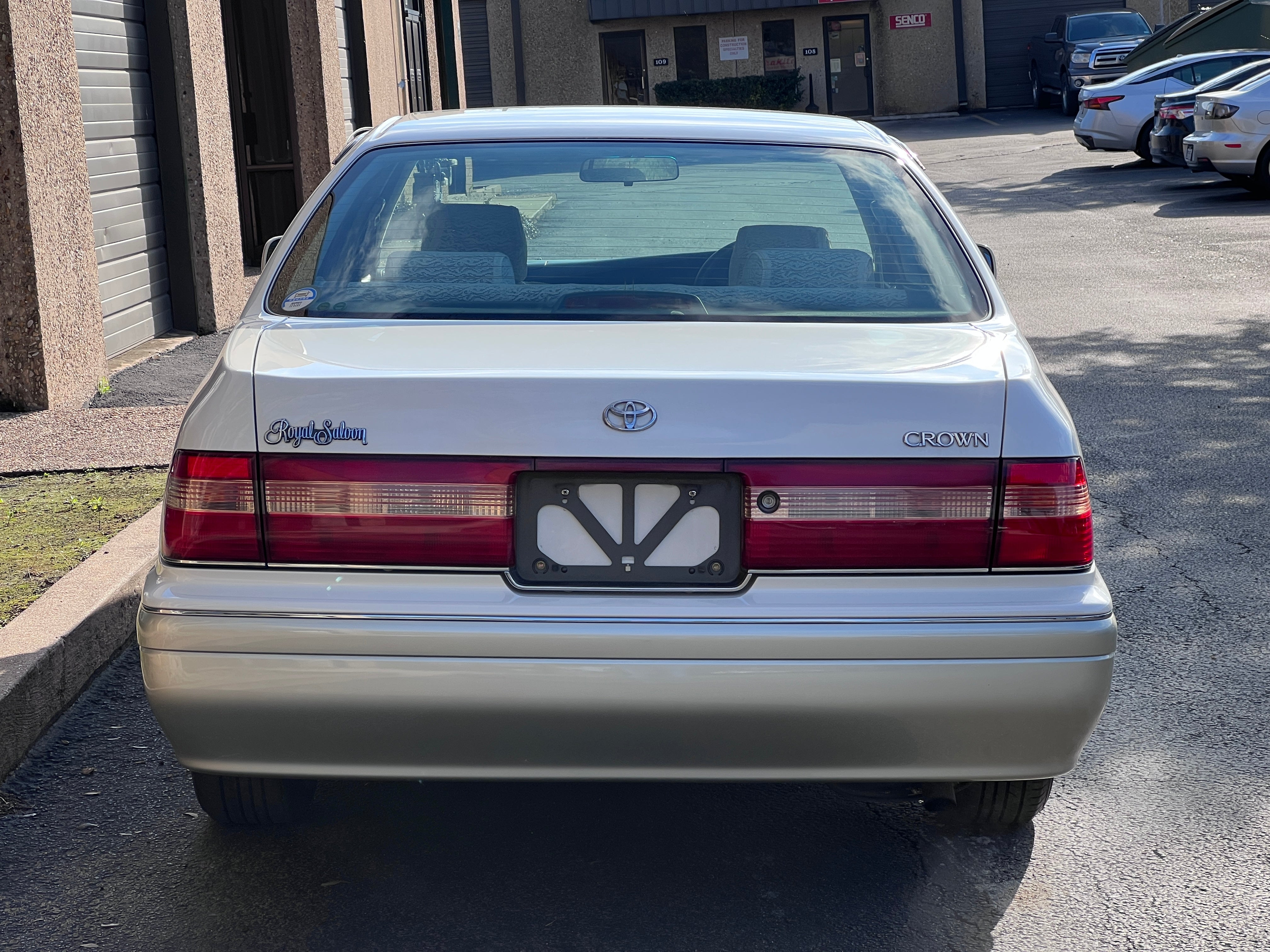 Toyota Crown Royal Saloon
