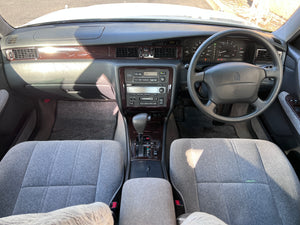 Toyota Crown Royal Saloon