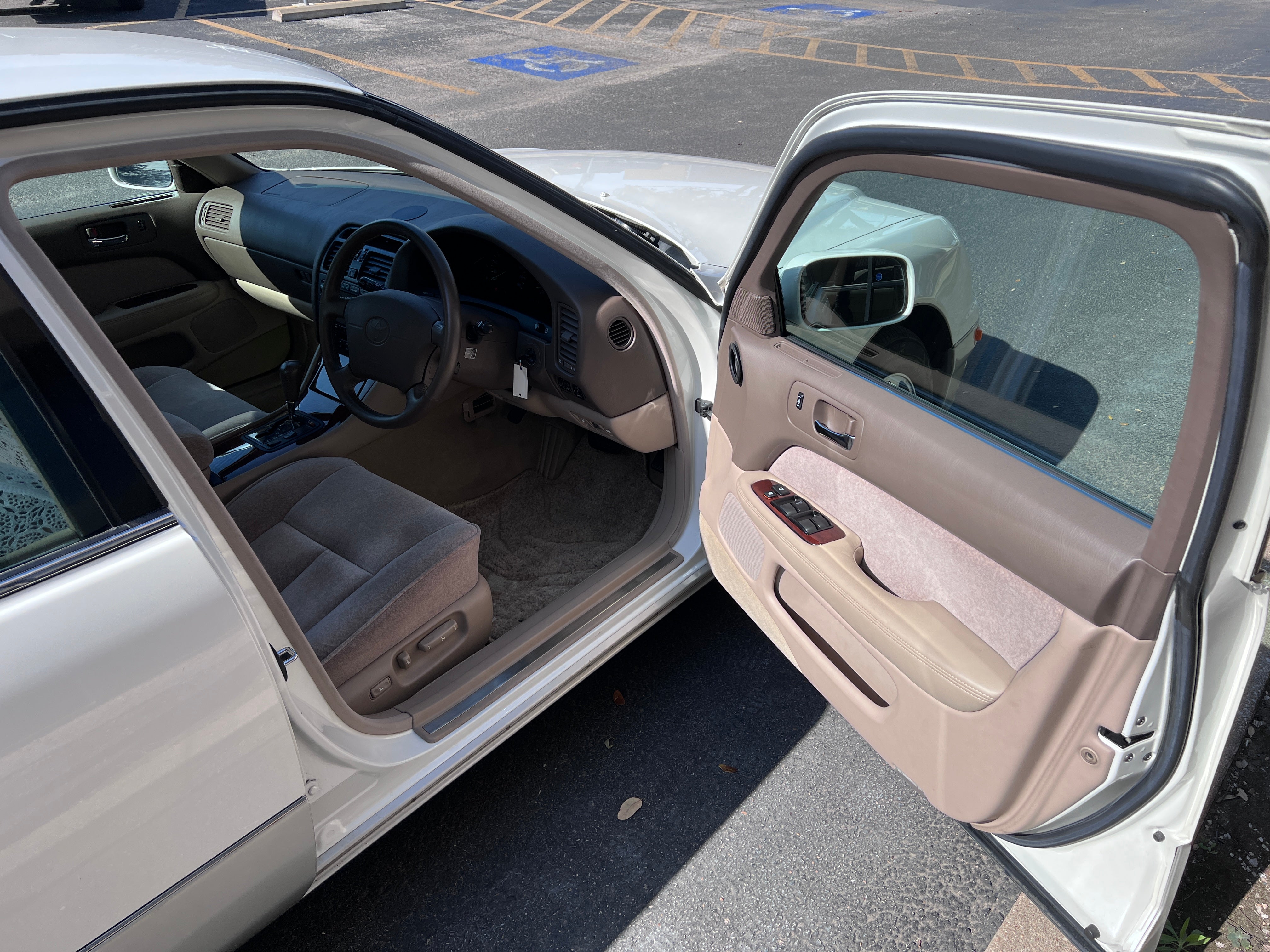 Toyota Celsior