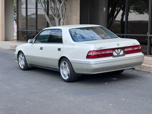 1995 Toyota Crown Royal Saloon