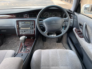 1995 Toyota Crown Royal Saloon