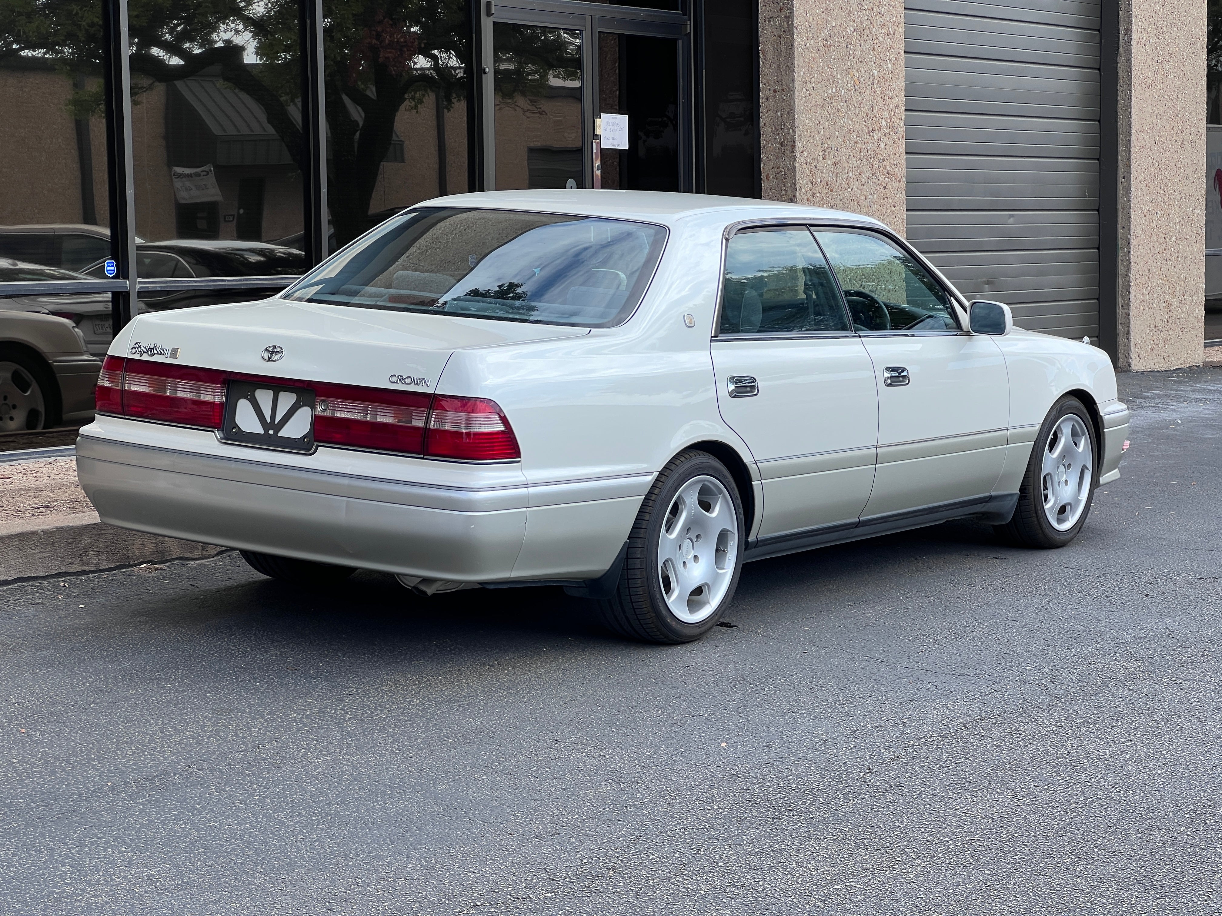 1995 Toyota Crown Royal Saloon