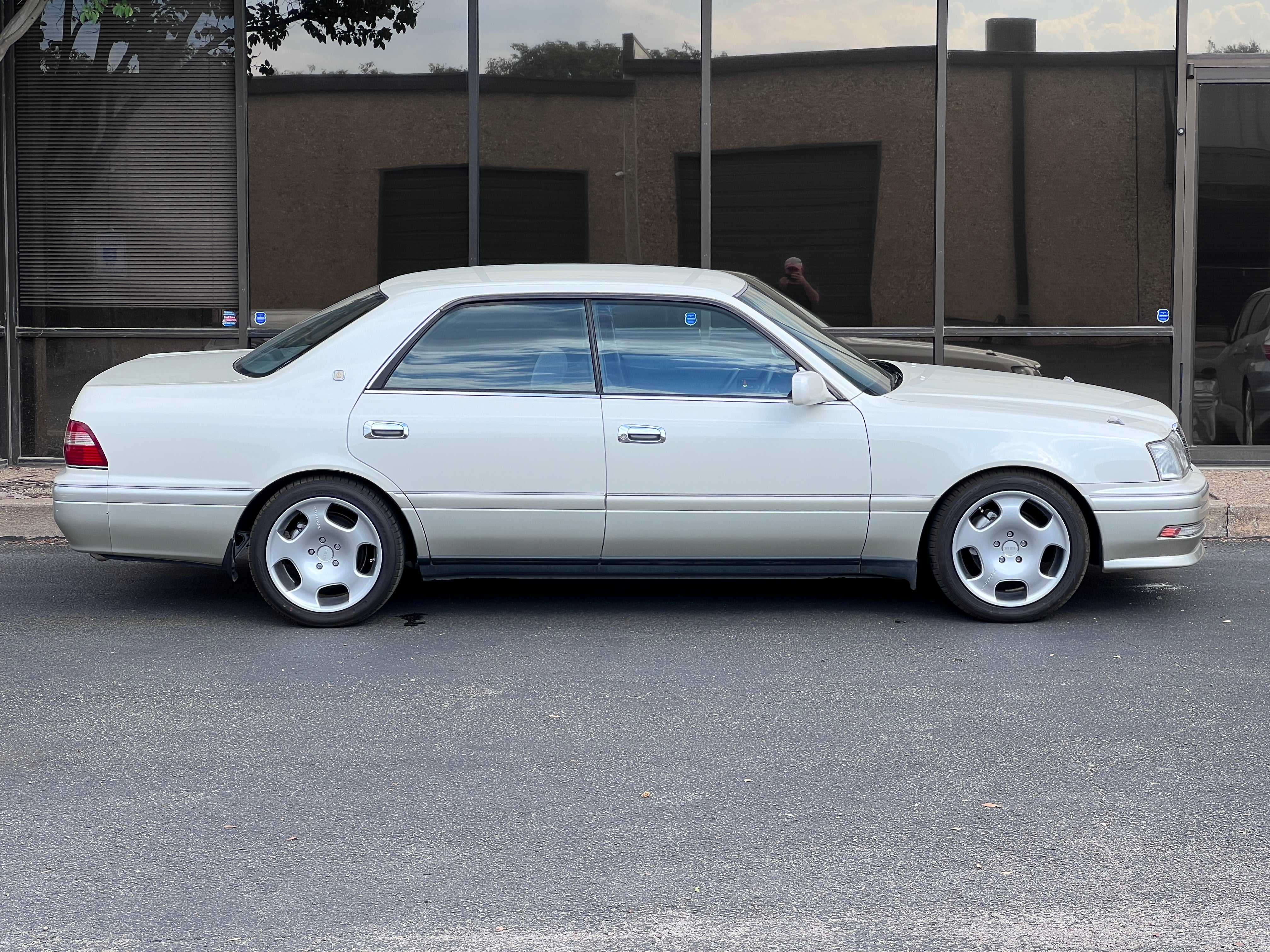 1995 Toyota Crown Royal Saloon
